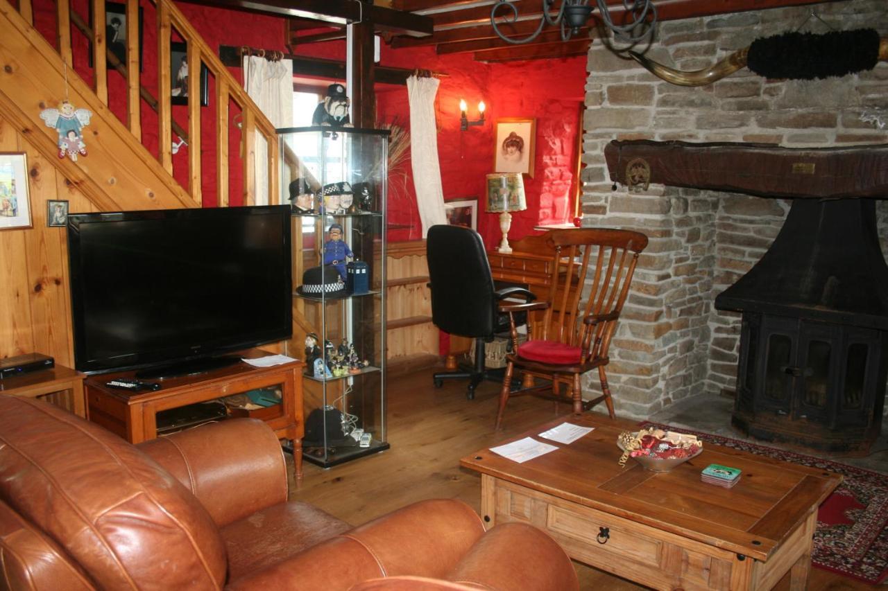 Barn Cottage - Farm Park Stay With Hot Tub Swansea Eksteriør bilde